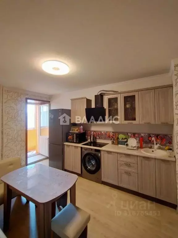 2-к кв. Забайкальский край, Чита ул. Бабушкина, 32Б (59.7 м) - Фото 1