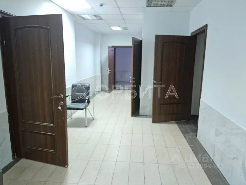 Офис в Тюменская область, Тюмень Депутатская ул., 110 (330 м) - Фото 1