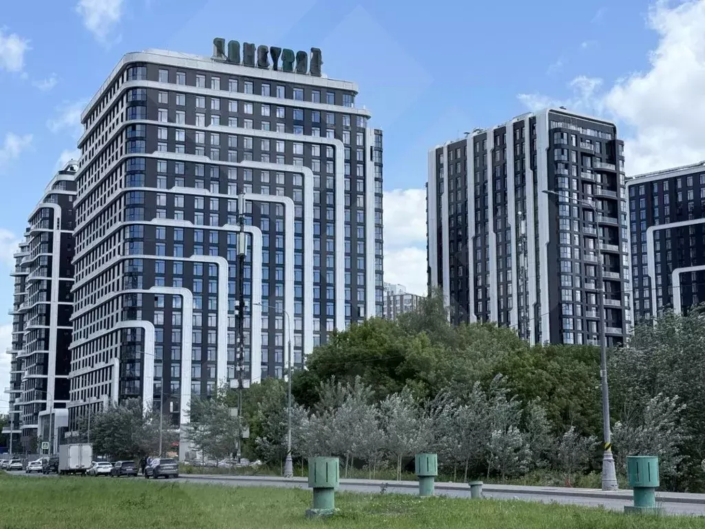 4-к кв. Москва ул. Нижние Мневники, 16к3 (103.0 м) - Фото 1
