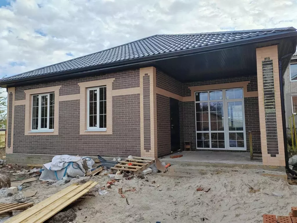 Дом в Ростовская область, Батайск ул. Максима Горького, 355 (120 м) - Фото 1