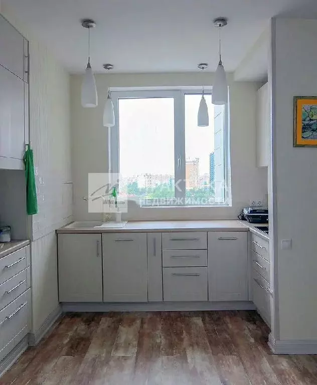 Продается 3-комнатная квартира - Фото 2