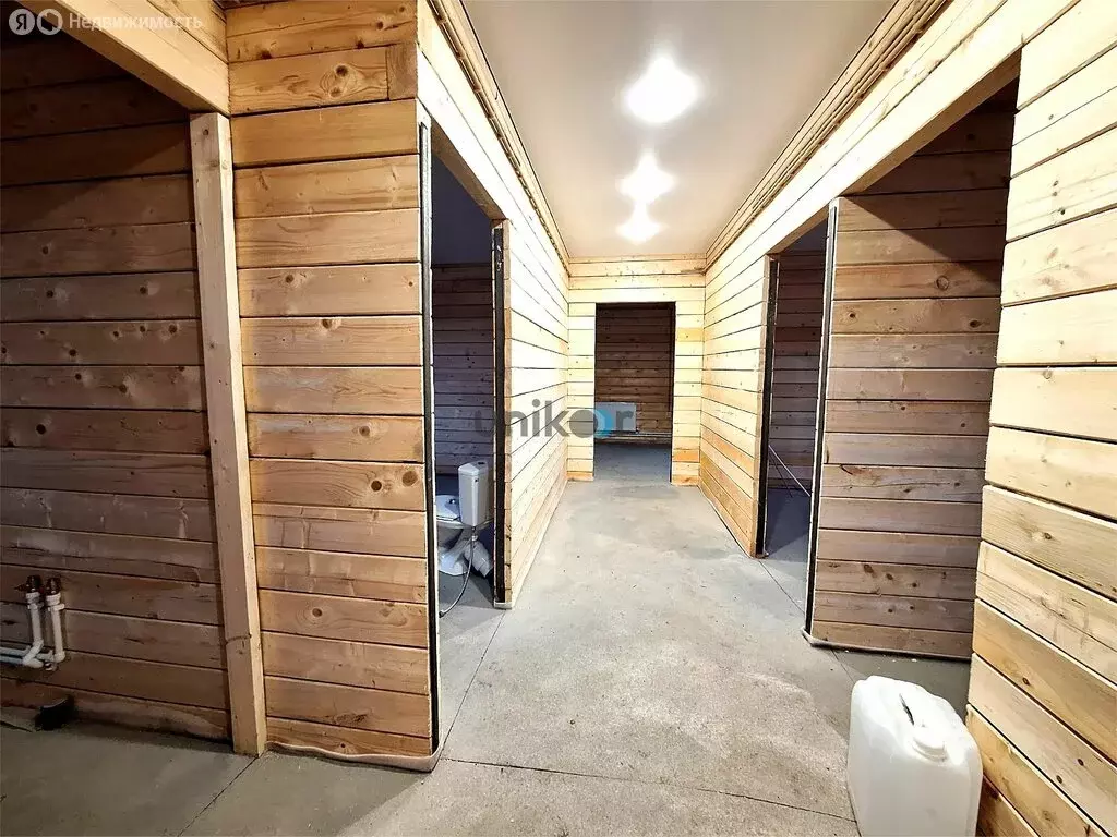 Дом в деревня Резвово, Центральная улица, 10 (100 м) - Фото 1