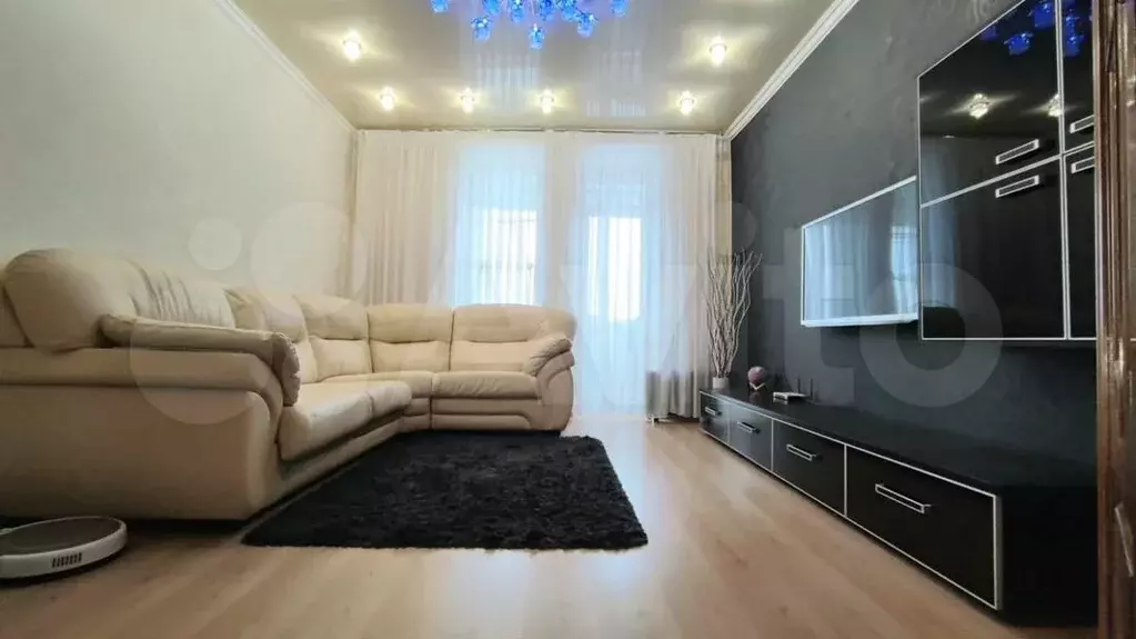 3-к. квартира, 80м, 5/5эт. - Фото 0