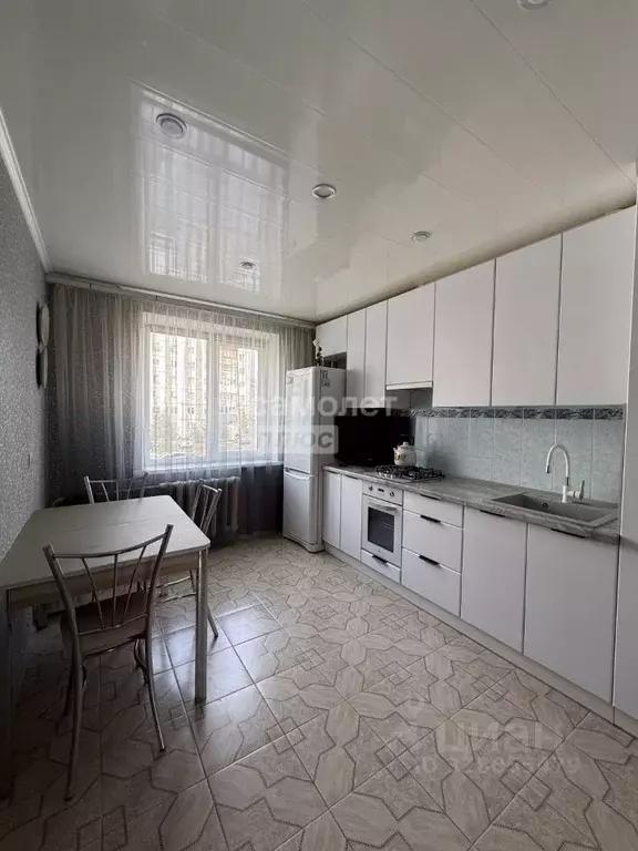 3-к кв. Самарская область, Сызрань ул. Маршала Жукова, 330 (70.0 м) - Фото 2