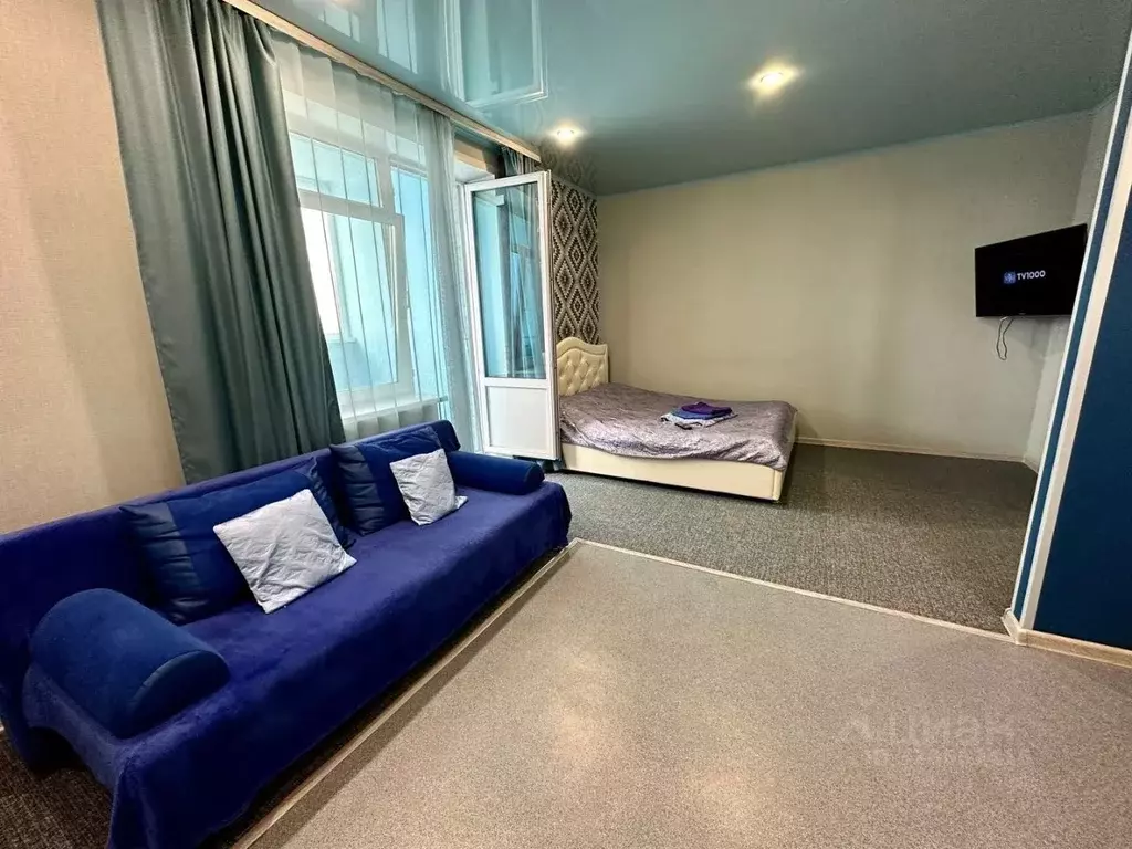 1-к кв. Тюменская область, Тюмень проезд Геологоразведчиков, 44А (36.0 ... - Фото 0