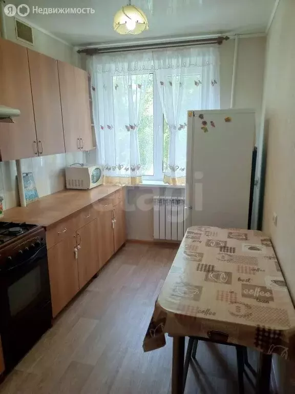 3-комнатная квартира: Энгельс, 1-й микрорайон, 17 (51 м) - Фото 0