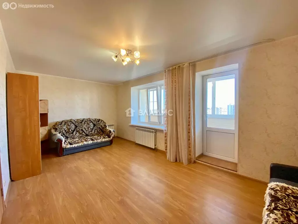 2-комнатная квартира: Смоленск, улица Академика Петрова, 16 (69 м) - Фото 0