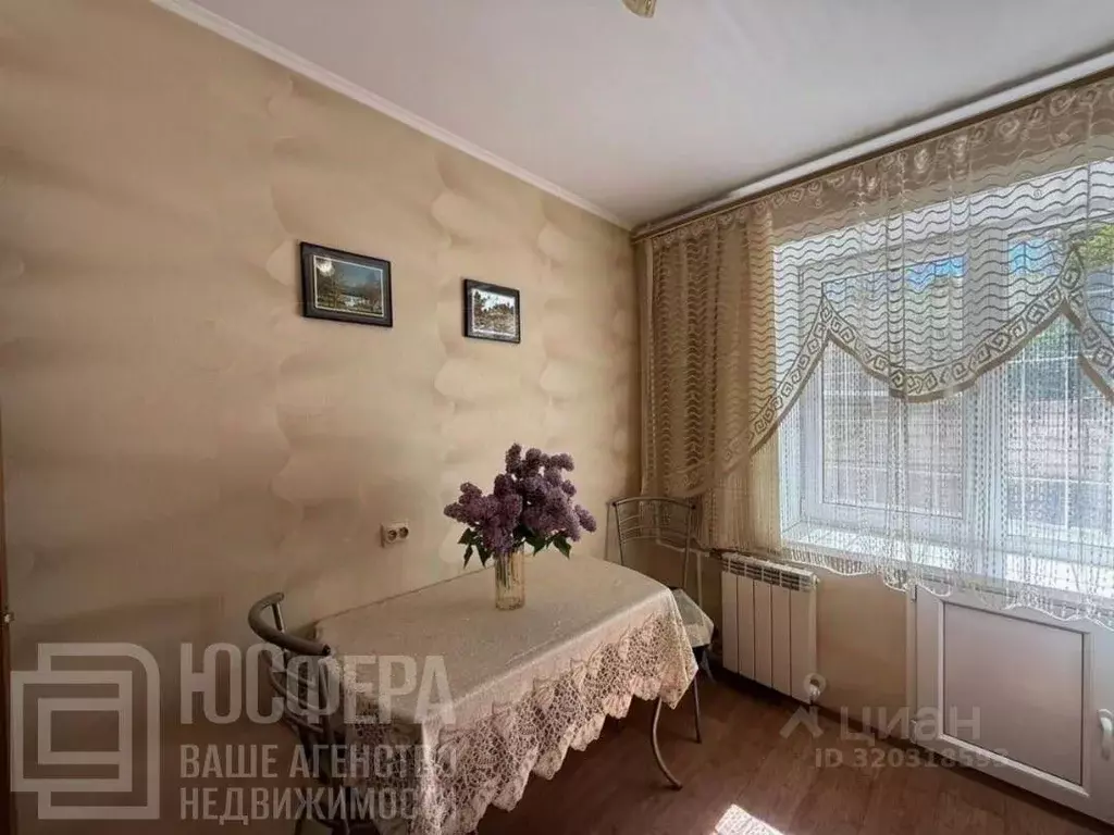 4-к кв. Волгоградская область, Волгоград ул. Рокоссовского, 58 (76.5 ... - Фото 1