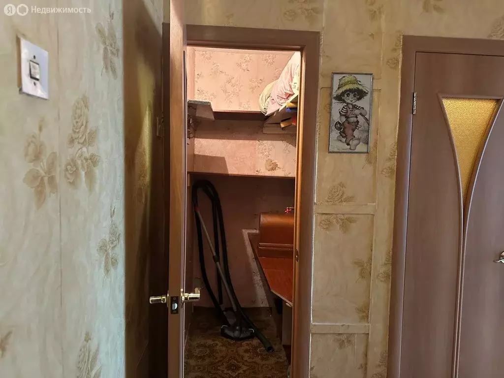 2-комнатная квартира: Челябинск, улица 50-летия ВЛКСМ, 9А (47.2 м) - Фото 0