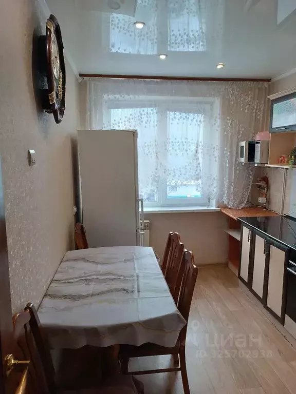 2-к кв. Татарстан, Набережные Челны 45-й комплекс, 13 (66.0 м) - Фото 2