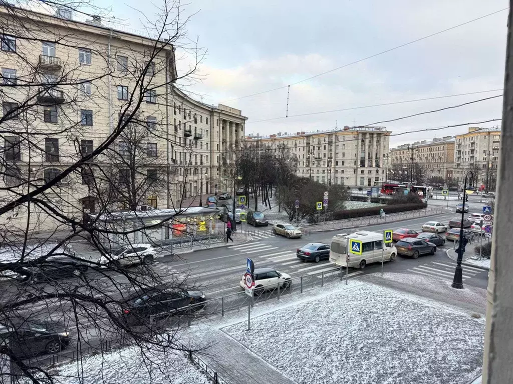 Комната Санкт-Петербург Московский просп., 173 (20.0 м) - Фото 1