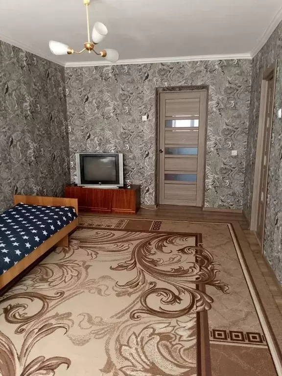 3-к кв. Ленинградская область, Сланцы ул. Максима Горького, 7 (61.0 м) - Фото 2