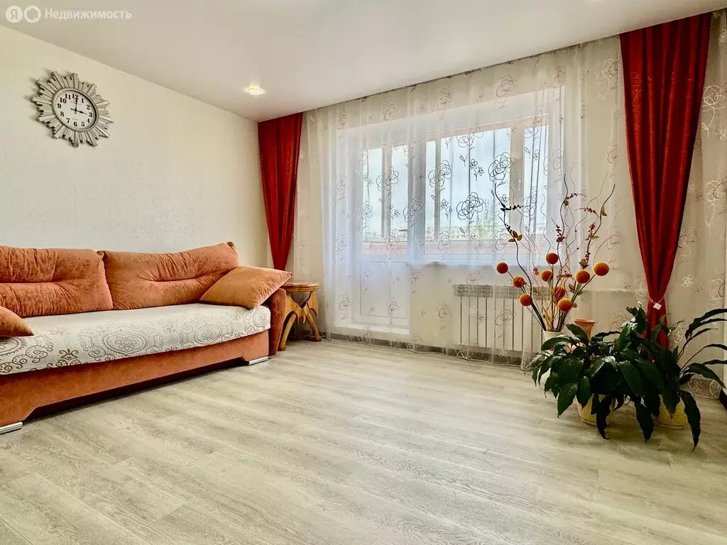 4-комнатная квартира: Саяногорск, микрорайон Центральный, 6 (77 м) - Фото 0