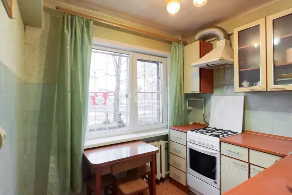 3-к кв. Ульяновская область, Ульяновск ул. Ефремова, 45 (55.3 м) - Фото 0