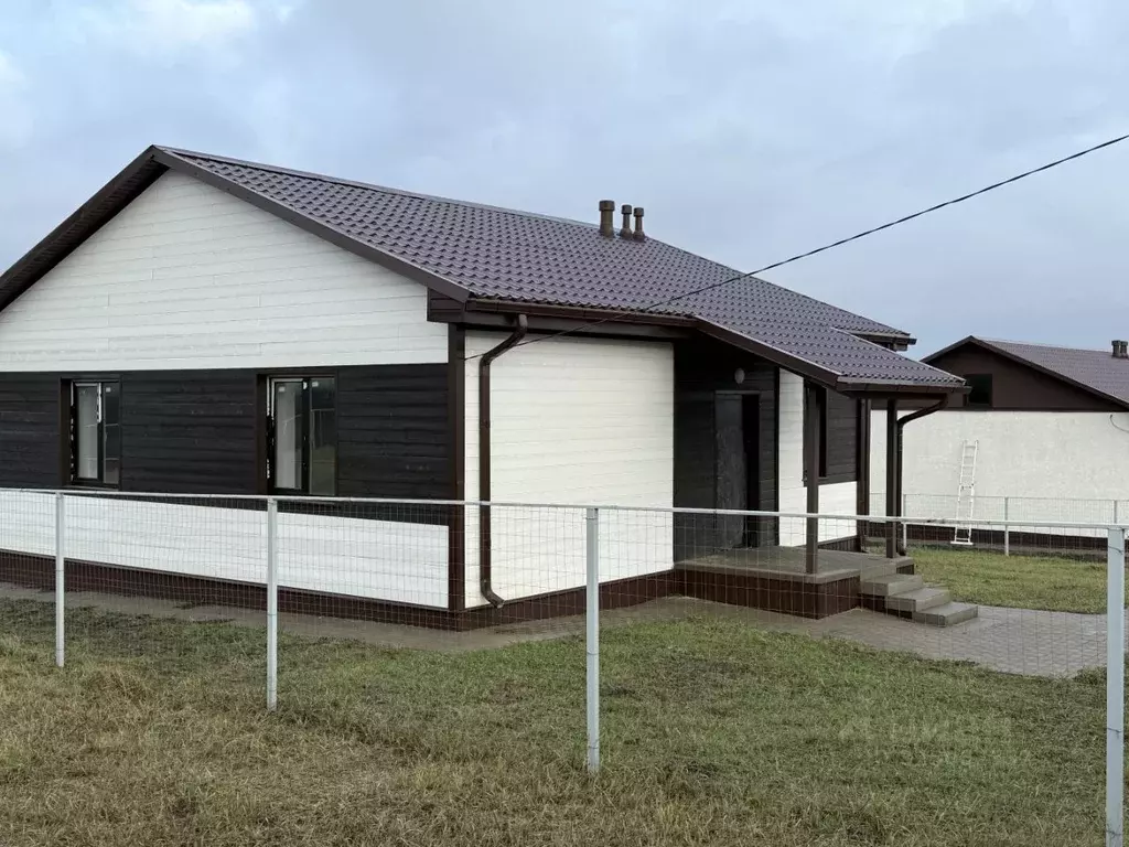 Дом в Белгородская область, Белгородский район, Головинское с/пос, с. ... - Фото 2