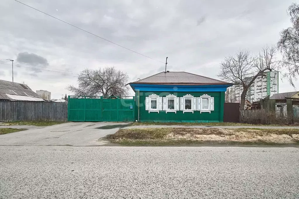 Дом в Тюменская область, Тюмень ул. Спорта (78 м) - Фото 1