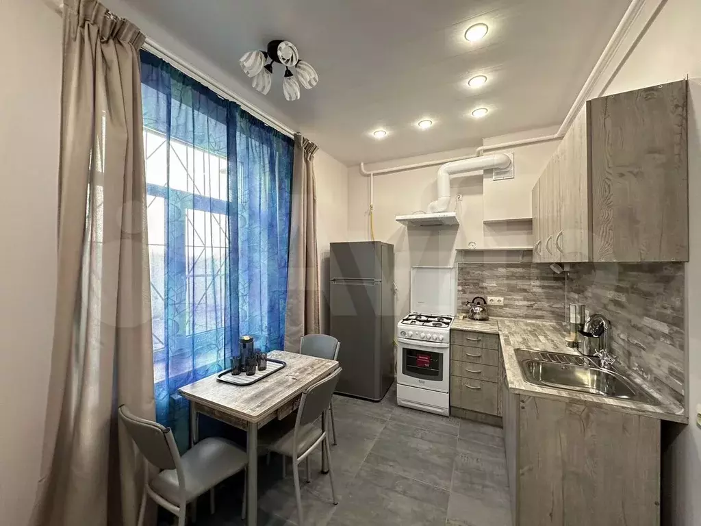 2-к. квартира, 55 м, 1/4 эт. - Фото 0