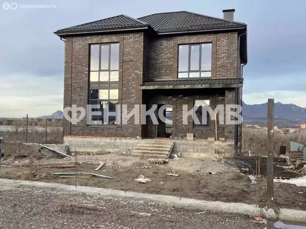 Дом в посёлок Свободы, Рябиновая улица (170 м) - Фото 1