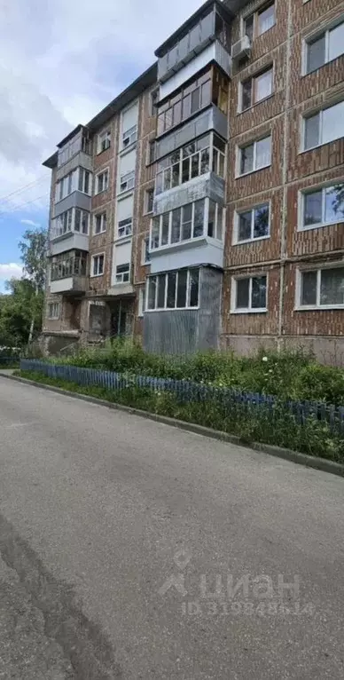 3-к кв. Ульяновская область, Ульяновск ул. Пушкарева, 68 (60.0 м) - Фото 0