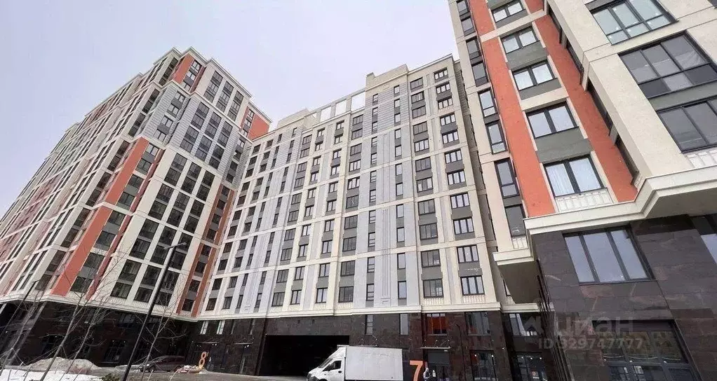 2-к кв. Санкт-Петербург ул. Парфеновская, 14к1 (66.0 м) - Фото 1