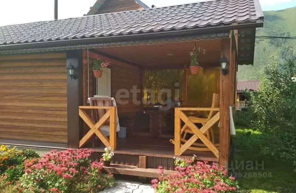 Дом в Алтай, Майминский район, с. Манжерок Зеленая ул., 11А (62 м) - Фото 1