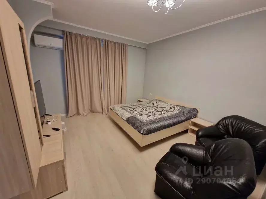 1-к кв. Севастополь ул. Сенявина, 2 (53.0 м) - Фото 0