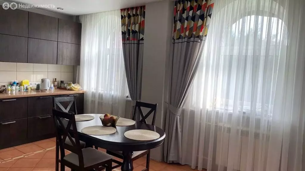 Дом в Усть-Илимск, Рябиновая улица (300 м) - Фото 1