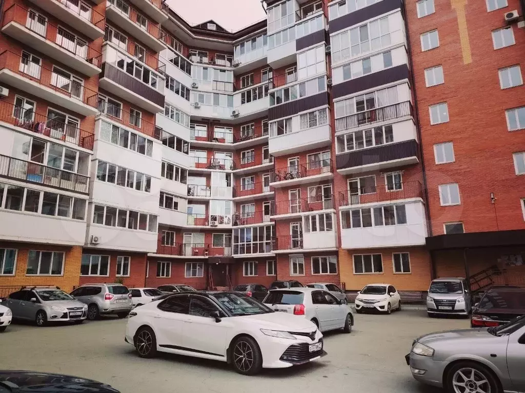 2-к. квартира, 60 м, 3/9 эт. - Фото 0