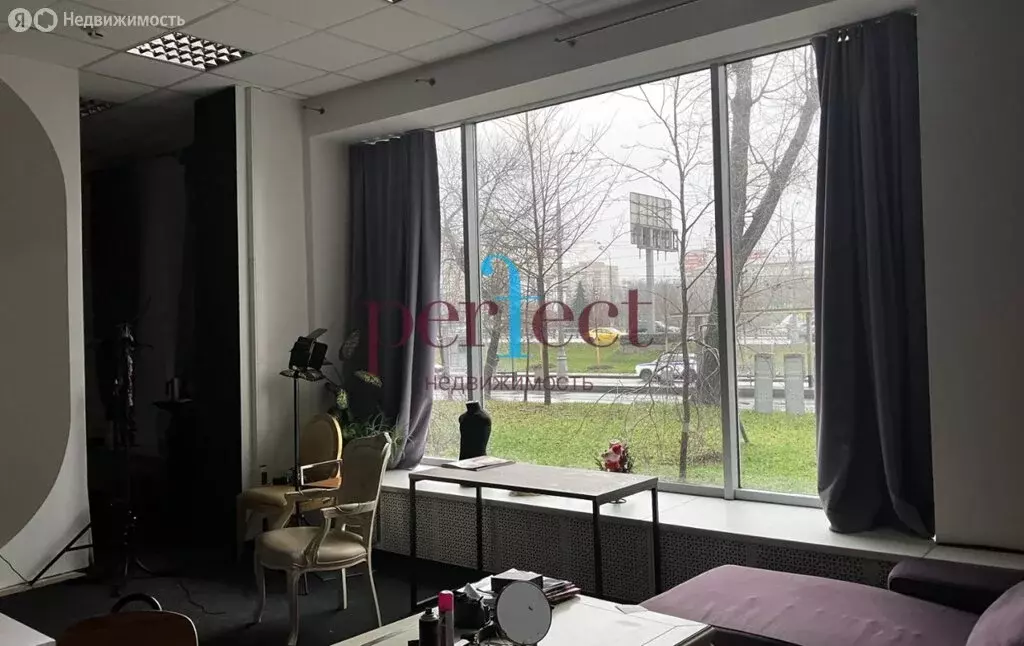 Торговая площадь (60 м) - Фото 0