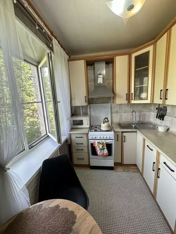 2-к. квартира, 46 м, 5/5 эт. - Фото 0