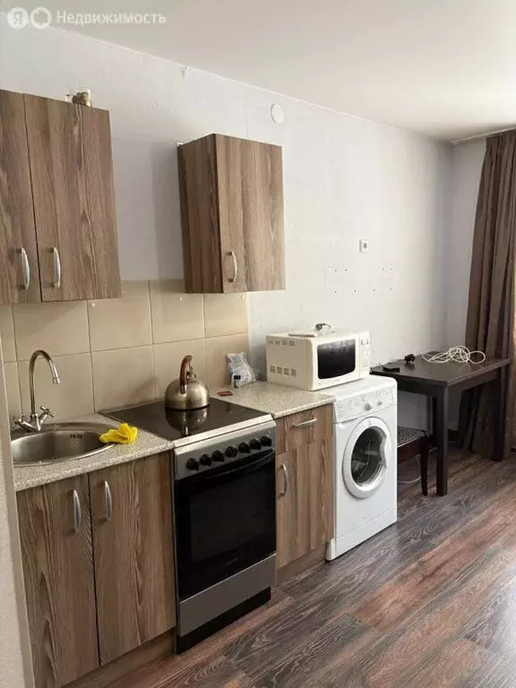 1-комнатная квартира: Екатеринбург, улица Машиностроителей, 37 (18.4 ... - Фото 1