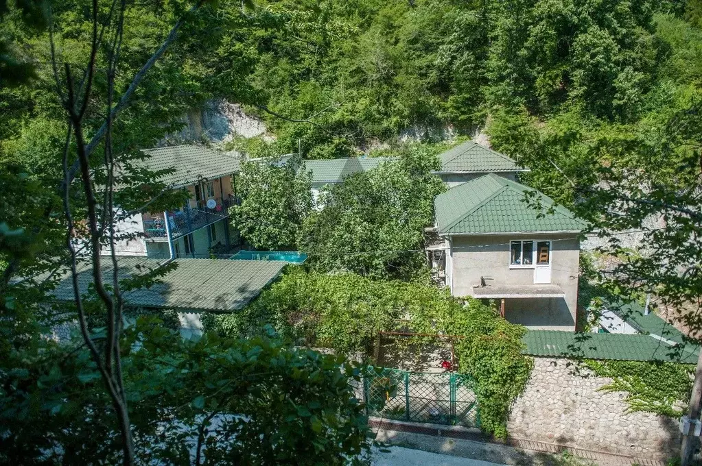 Дом в Краснодарский край, Туапсинский муниципальный округ, с. Пляхо ... - Фото 1