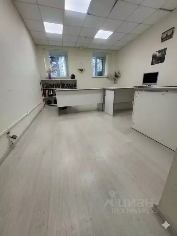 Помещение свободного назначения в Москва пер. Просвирин, 15 (25 м) - Фото 1