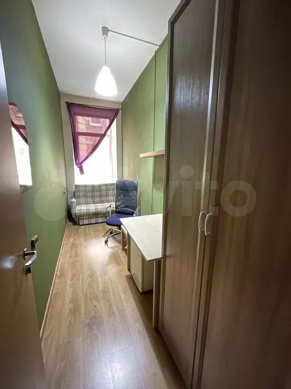 Комната 14 м в 7-к., 2/6 эт. - Фото 0