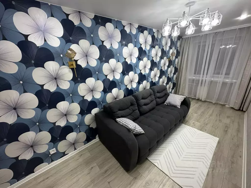 3-к кв. Омская область, Омск Городок Нефтяников мкр, ул. ... - Фото 1