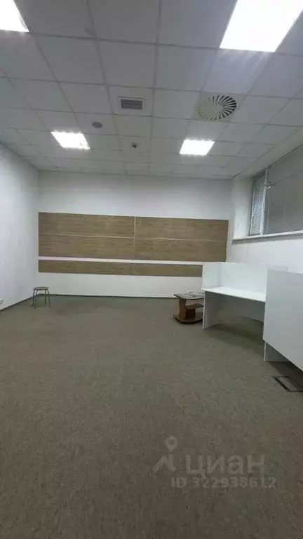 Помещение свободного назначения в Татарстан, Набережные Челны ул. ... - Фото 2