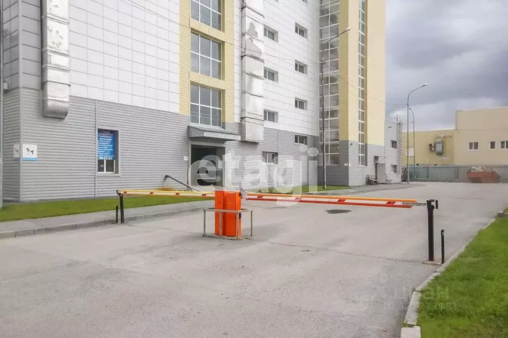 Гараж в Тюменская область, Тюмень ул. Ю.-Р.Г. Эрвье, 11 (18 м) - Фото 2