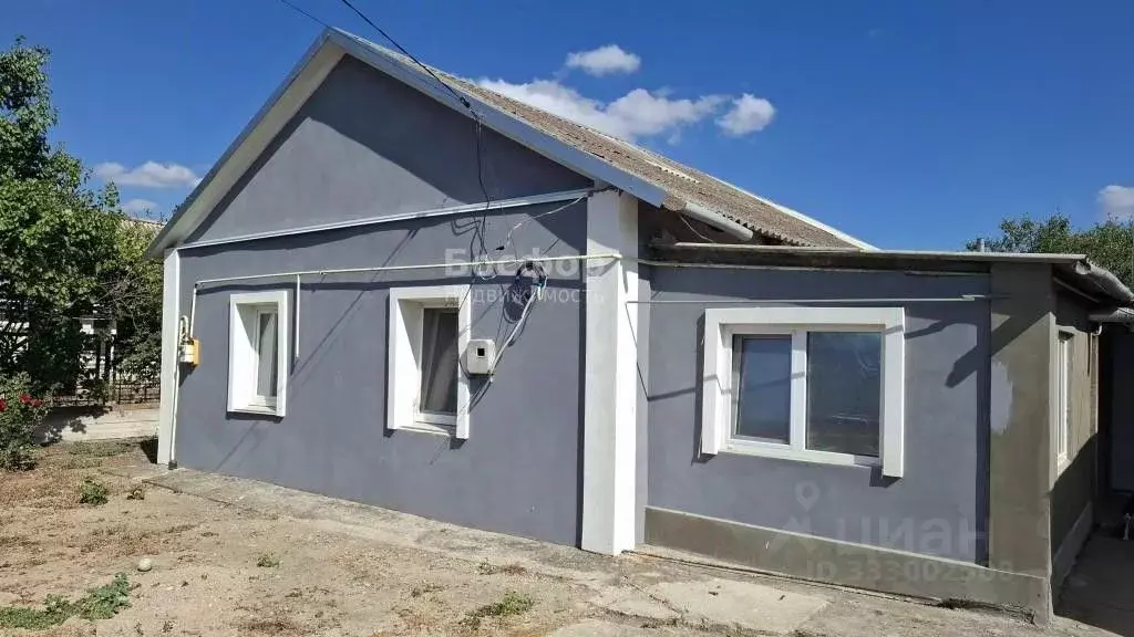 Дом в Крым, Кировский район, с. Владиславовка ул. Ленина, 39А (97 м) - Фото 1
