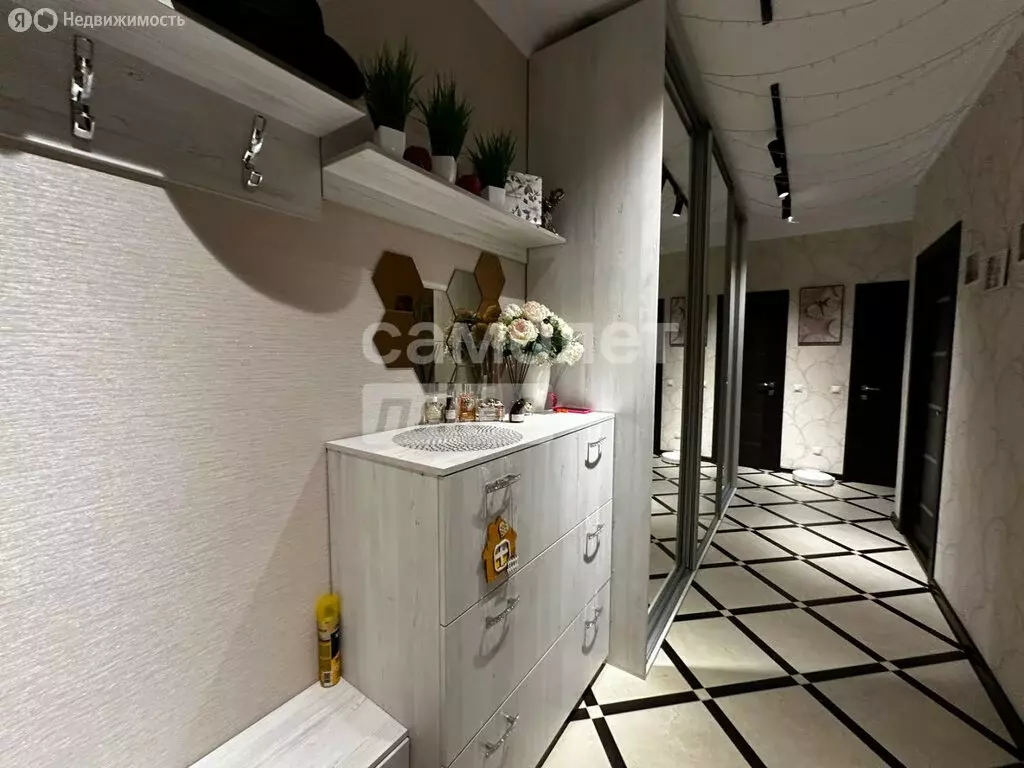 2-комнатная квартира: Александров, улица Жулёва, 8 (63.2 м) - Фото 0