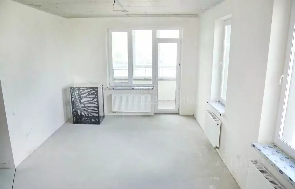 2-к кв. Тюменская область, Тюмень ул. Краснооктябрьская, 8 (60.04 м) - Фото 0