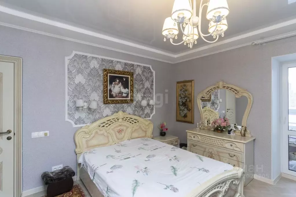 2-к кв. Тюменская область, Тюмень ул. Суходольская, 23 (80.0 м) - Фото 1
