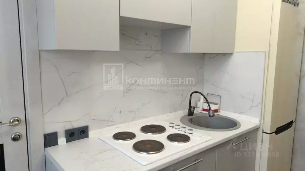 Комната Владимирская область, Владимир ул. Карла Маркса, 16 (15.0 м) - Фото 0
