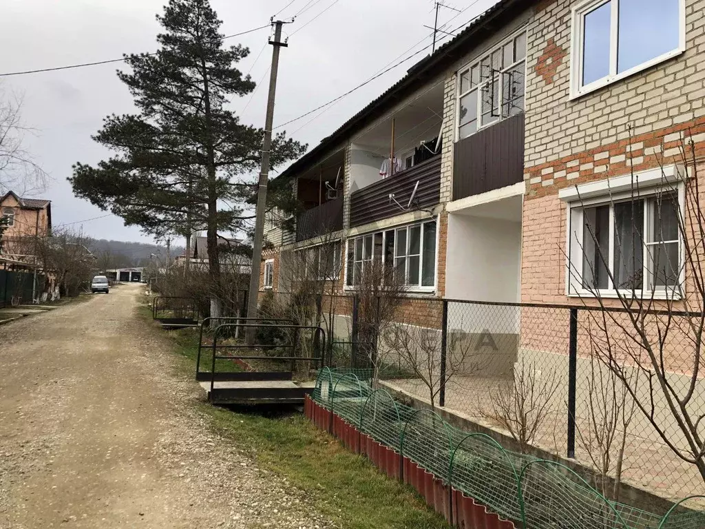 2-к кв. Краснодарский край, Хадыженск Апшеронский район, ул. Есенина ... - Фото 1