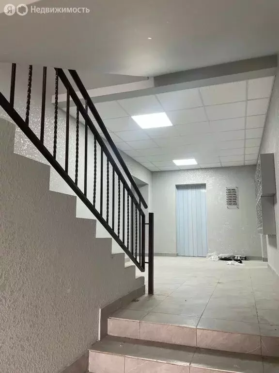 1-комнатная квартира: Владикавказ, улица Курсантов-Кировцев, 25 (49 м) - Фото 2