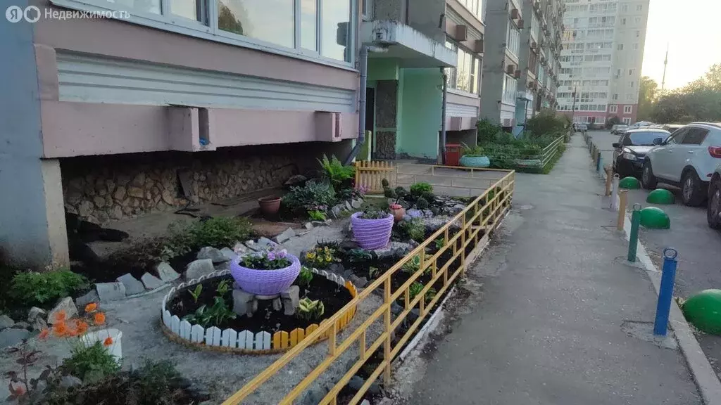 2-комнатная квартира: Екатеринбург, жилой район Елизавет, Мартовская ... - Фото 1