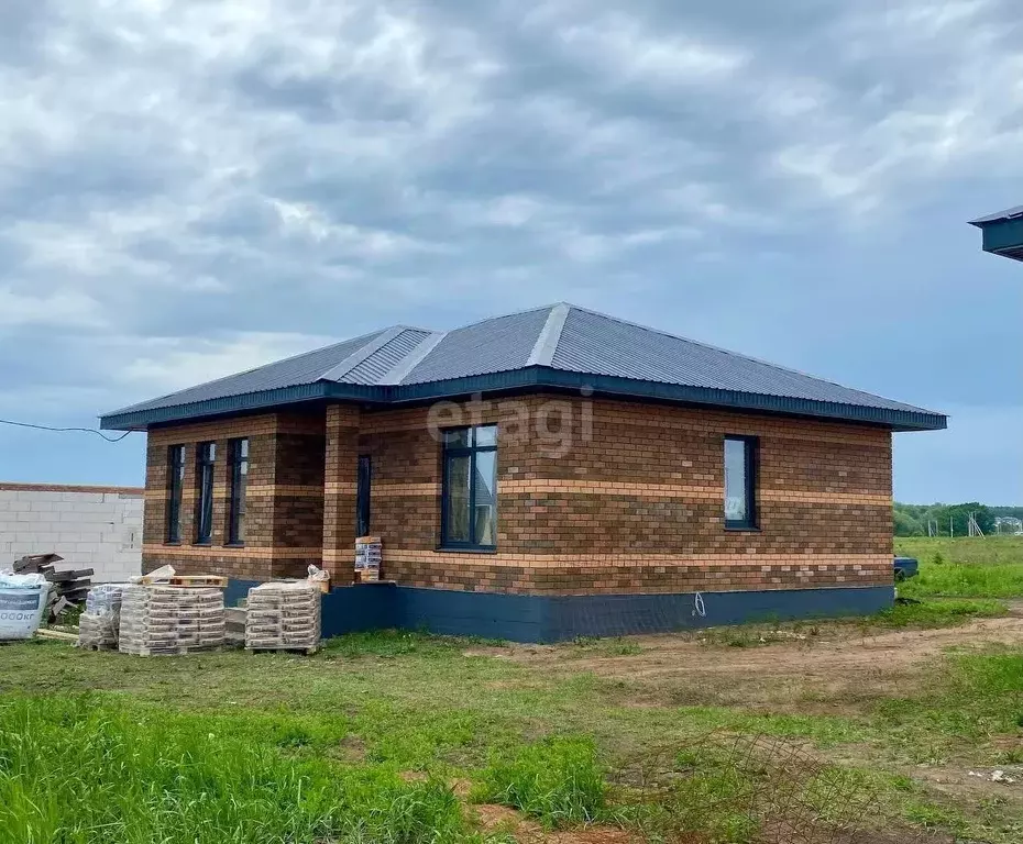 Дом в Башкортостан, Уфа городской округ, с. Нагаево  (100 м) - Фото 2