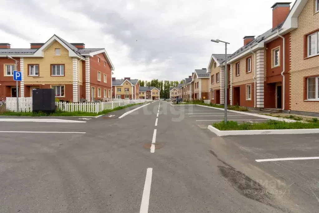 Таунхаус в Тюменская область, Тюмень ул. Алексея Рогожина (105 м) - Фото 1