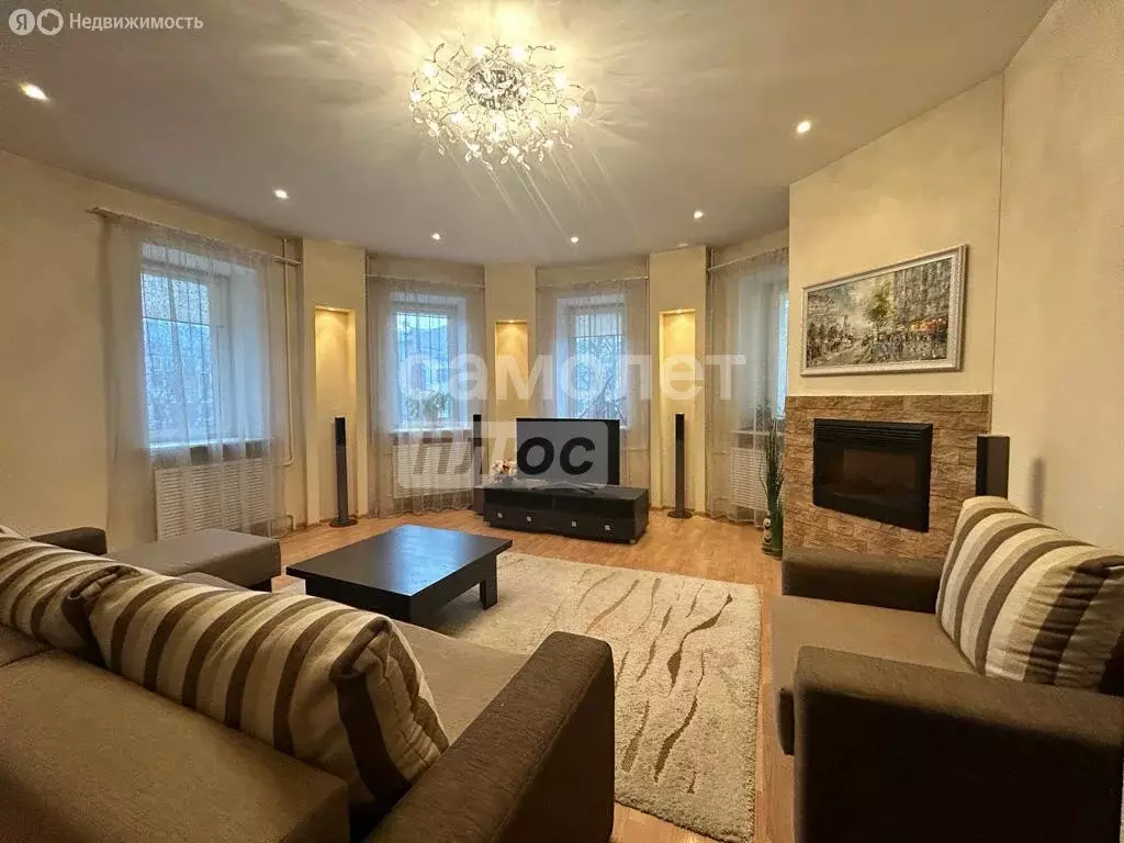 4-комнатная квартира: Киров, улица Герцена, 56 (139.4 м) - Фото 1