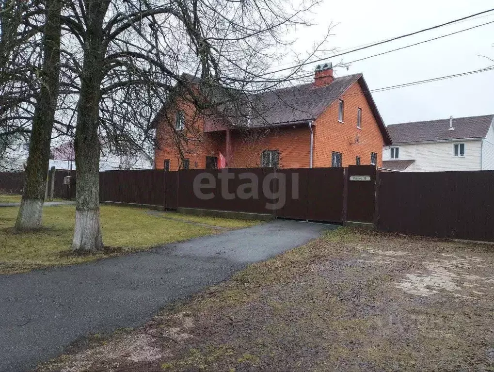 Дом в Московская область, Серпухов городской округ, д. Лукино 39 (175 ... - Фото 1