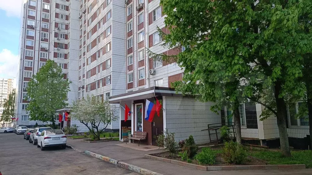 2-к. квартира, 54 м, 8/17 эт. - Фото 0